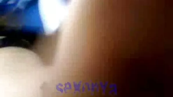 Vend lubas köögis segisti korda teha, kui talle suhu annan.