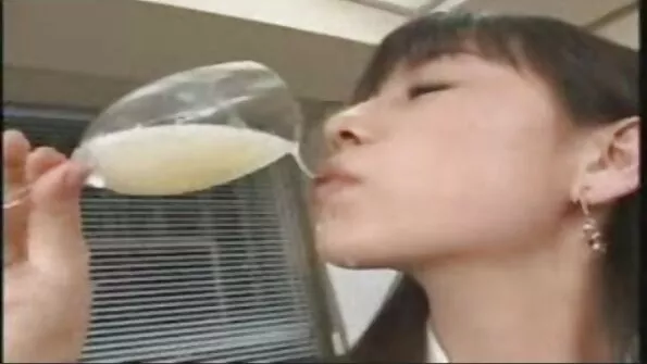 Tütar, ära karda, ime venna riista - sperma lendab nüüd välja.