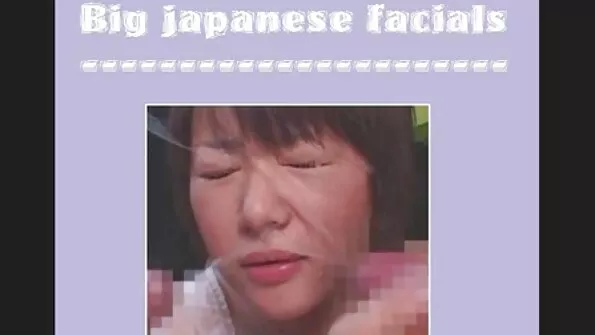 Lapselaps imeb vanaisa riista ja kepsutab pärast pildistamist.