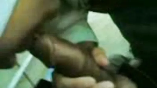 Vend ja sõber annavad blondile õele topelt tungimise.