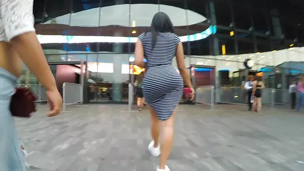 Päevitatud õde imes venna peenist peale solaariumit.