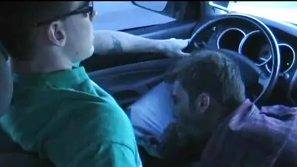 Alasti ema duši all nägemata jätmine on võimalik ainult esimese inimese intsesti abil.