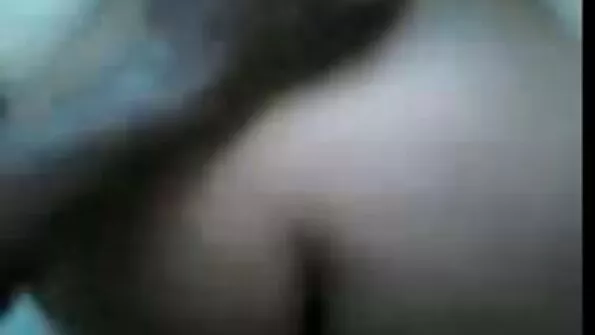 Vennapoeg pani ühe blondi vene tädi riista pärakusse.