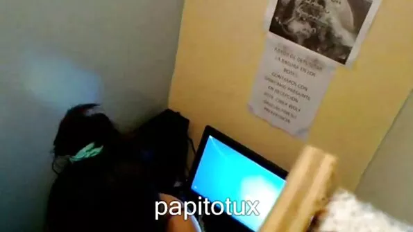 Vennal on hommikune luustik, pidi õde keppima ja stressi leevendama.